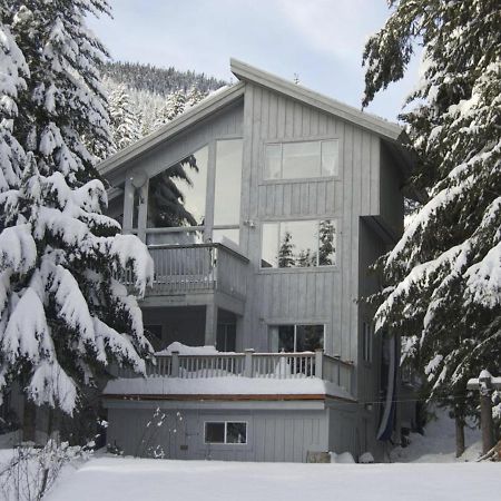Wildflower Private Studio Suite By Belle Neige Whistler Bagian luar foto