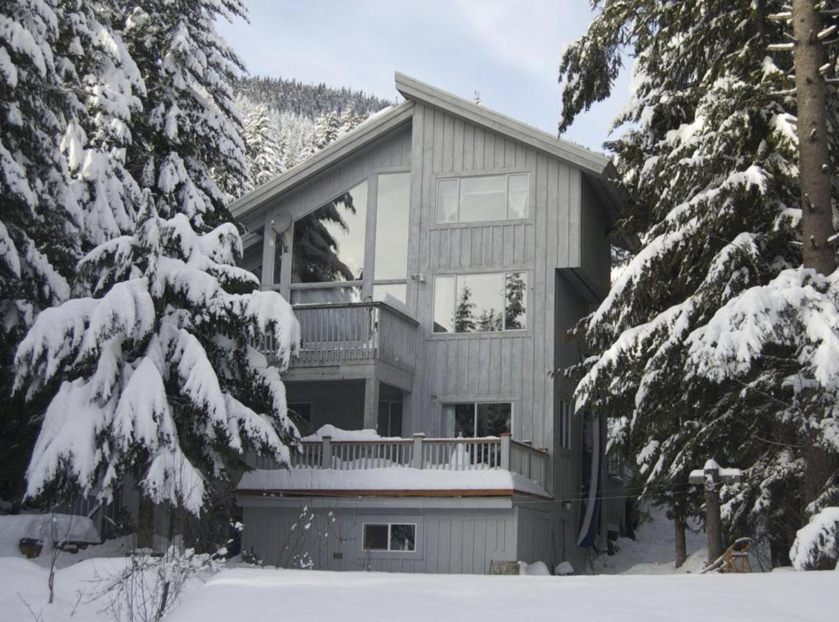 Wildflower Private Studio Suite By Belle Neige Whistler Bagian luar foto